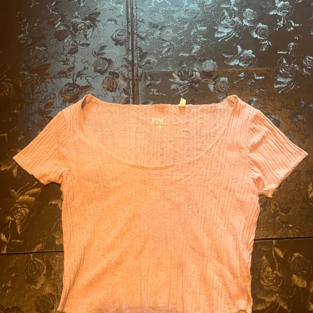 Women's Pink Ribbed Top